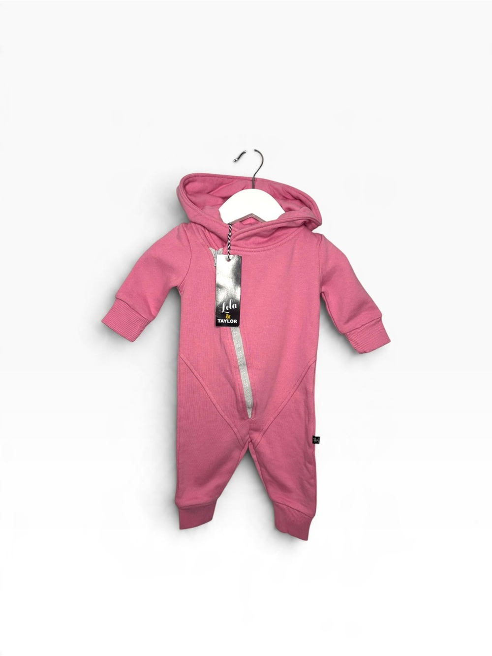 ⭐️ 5/$30 Lola & Taylor Kids Asymmetrical Zip Romper size 0-3M